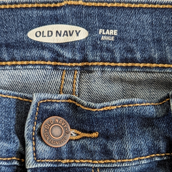 Old Navy Jeans Women's Sz 2 Blue Stretchy Button Fly Flair Ankle - Picture 8 of 13